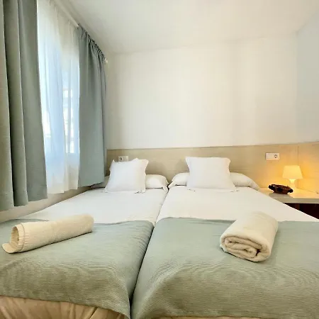 Precioso Atico Cerca De La Playa Y Port Aventura Салоу